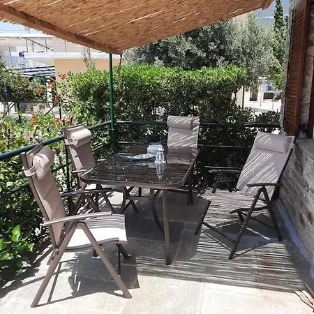 Poline Traditional House With Garden & Sea In 0 Distance *