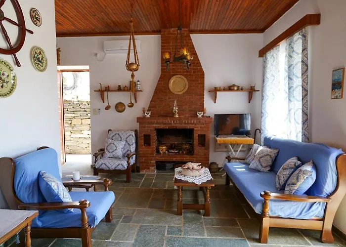Poline Traditional House With Garden & Sea In 0 Distance * Marmari (Evia)