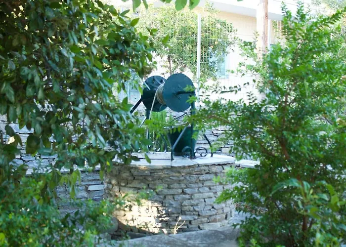Apartment Poline Traditional House With Garden & Sea In 0 Distance Marmari (Evia)
